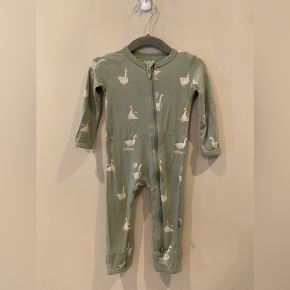 Kyte BABY Silly Goose Print Romper - Picture 1 of 2